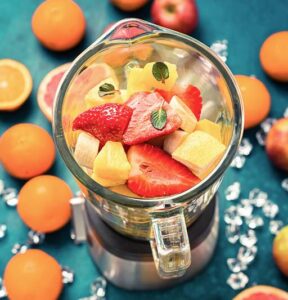 variation-of-fruits-in-mixer-preparing-milkshake-o-3JUJNG9.jpg